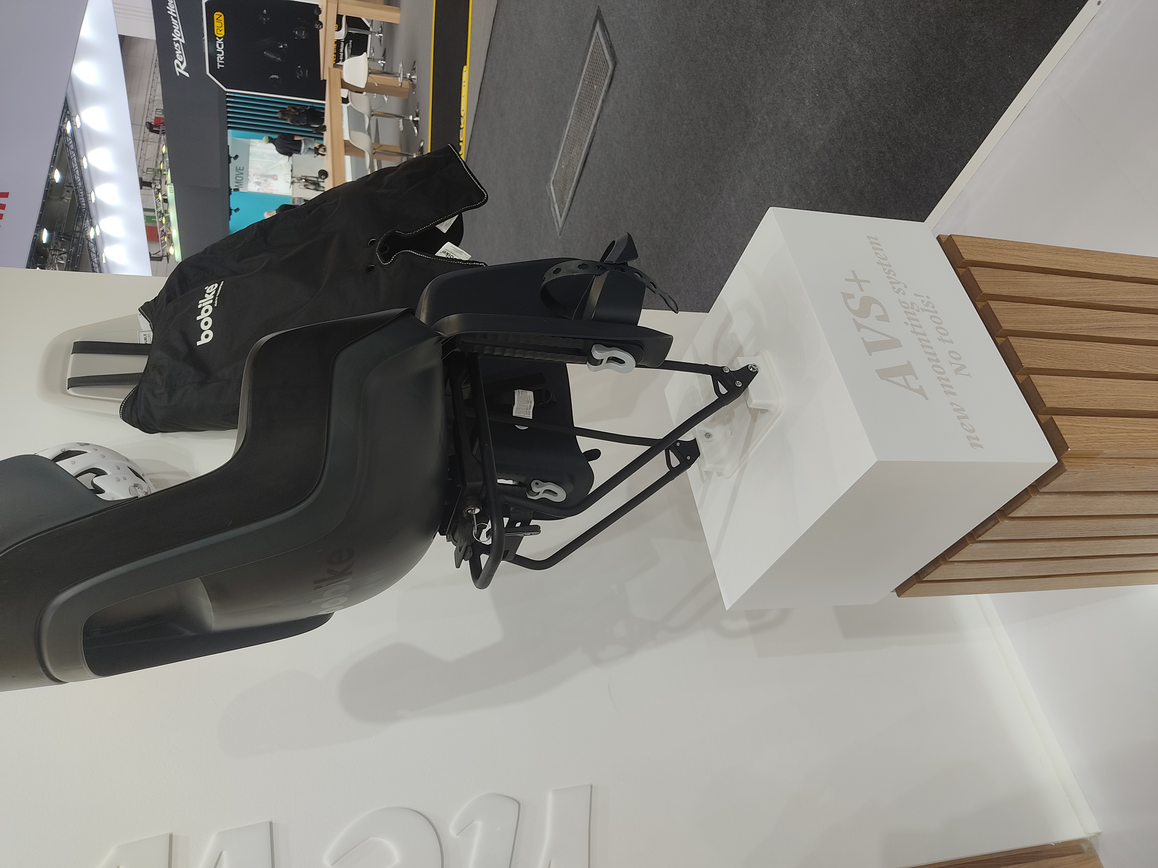 A Bobike Go Maxi seat, the rack interface is the new AVS+ standard